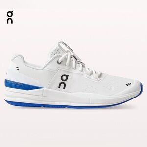 On Running//Tennis Shoe. THE RODGER Pro